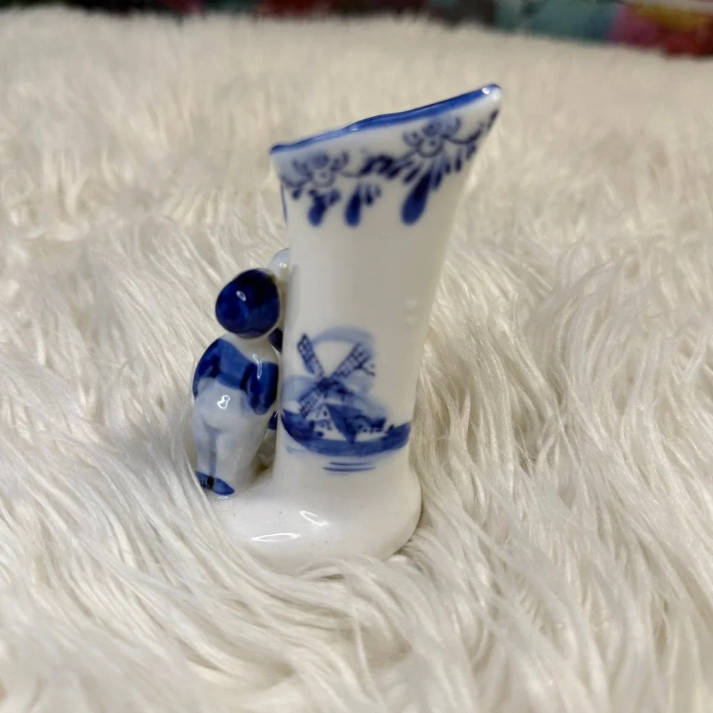 Vintage Delft Blue Miniature Bud Vase Kissing Dutch Boy Girl Windmill